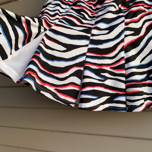 Tail Rosyelyn Golf Tennis Skirt Skort ZEBRA Pockets White Black Blue & Red S. - Picture 2 of 8